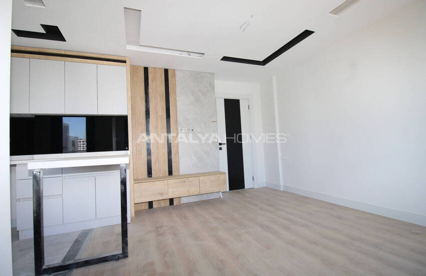 Aksu Altıntaş'ta Havuzlu Sitede 1 Odalı Daire 10