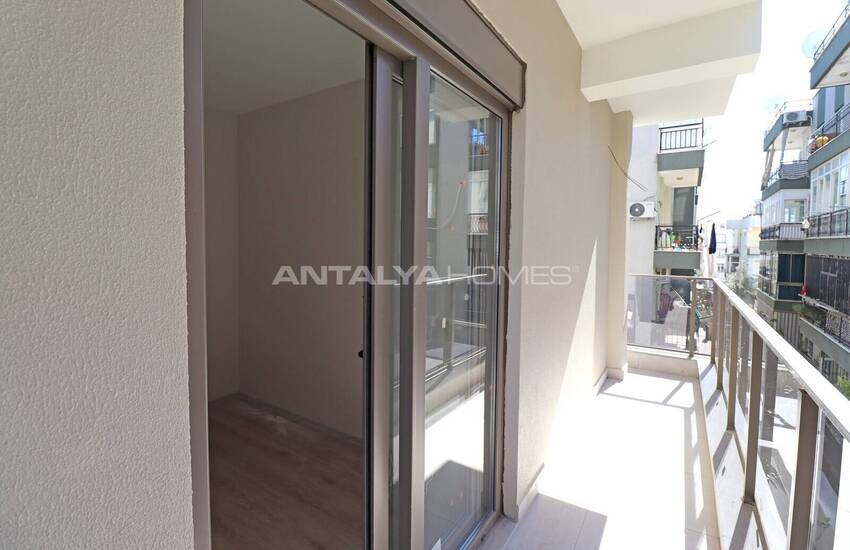 Antalya Kepez'de Asansörlü Binada Satılık Daireler 16