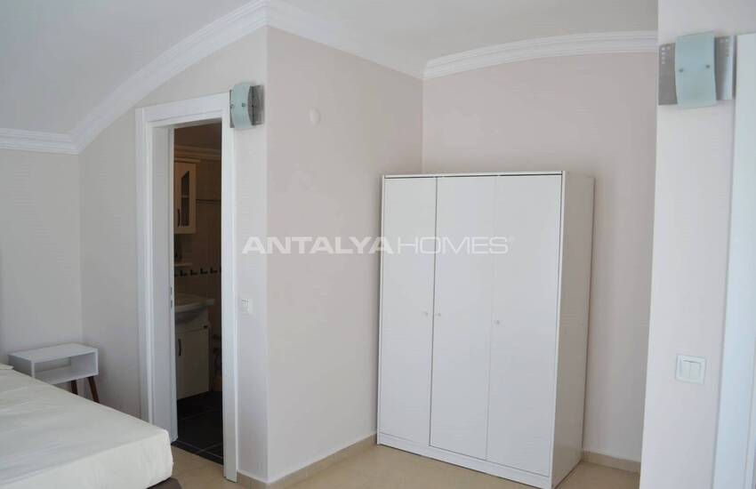 Antalya Belek'te Taşınmaya Hazır İkiz Villa 14