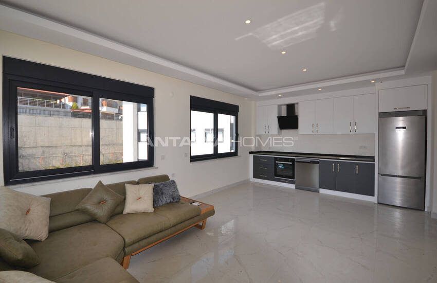 Квартира С Видом На Море И Город В Алании Тепе 9