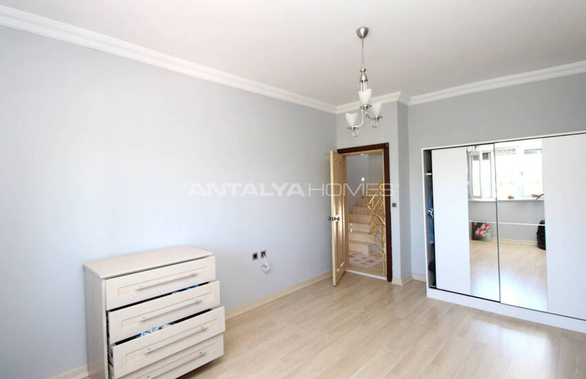 Semi-detached Villa Near the Golf Course in Antalya Kadriye 26