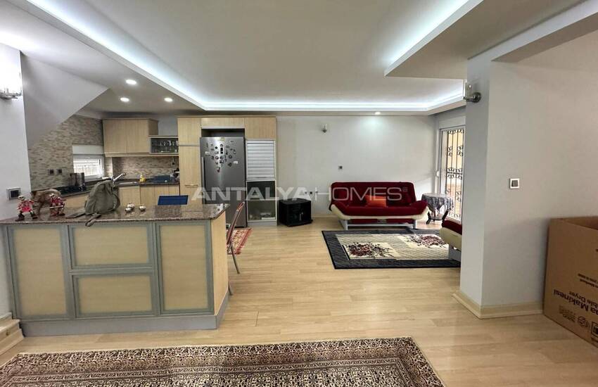 Semi-detached Villa Near the Golf Course in Antalya Kadriye 17