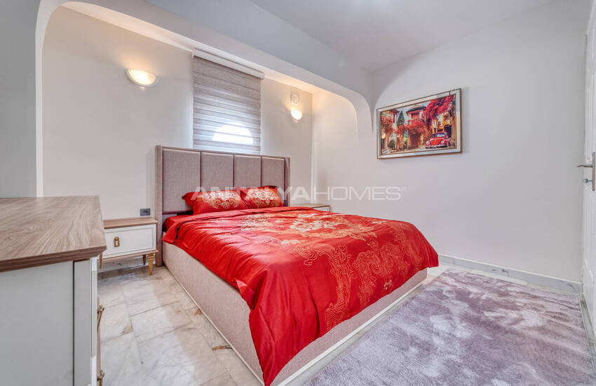 Detached House with Private Pool in Alanya 53