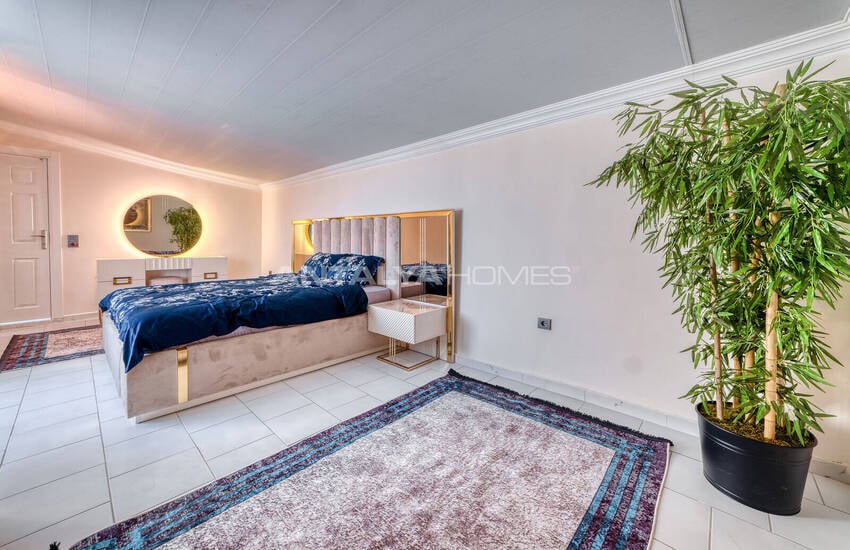 Detached House with Private Pool in Alanya 49