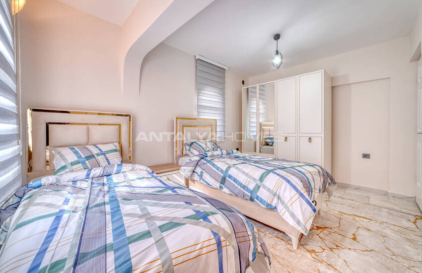 Detached House with Private Pool in Alanya 47