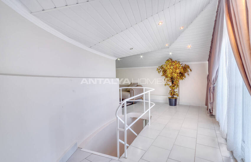 Detached House with Private Pool in Alanya 61