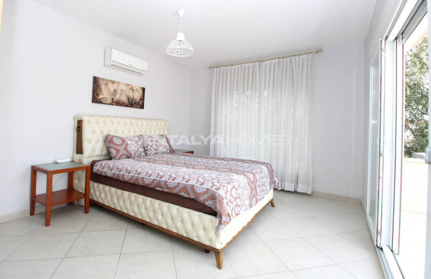 Antalya Kadriye'de Özel Havuzlu ve Bahçeli Eşyalı Villalar 27
