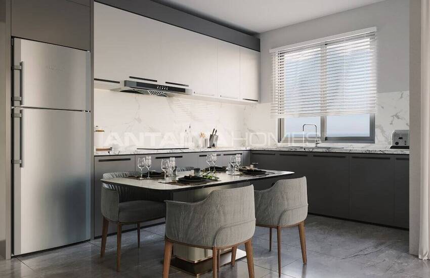 Properties in a Complex with Pool in Alanya Mahmutlar 16