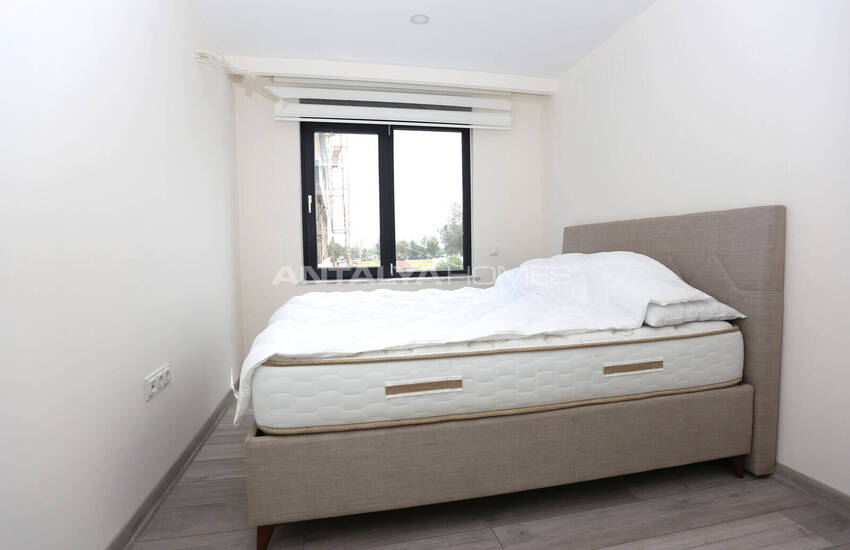 Furnished Flat Close to the Sea in Antalya Konyaaltı 12