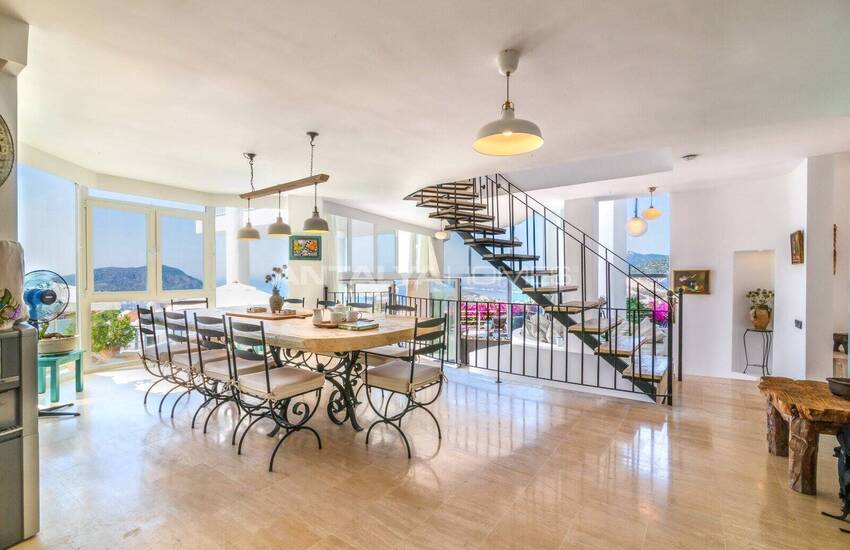 5-bedroom Detached House with Pool in Kas Kalkan 9
