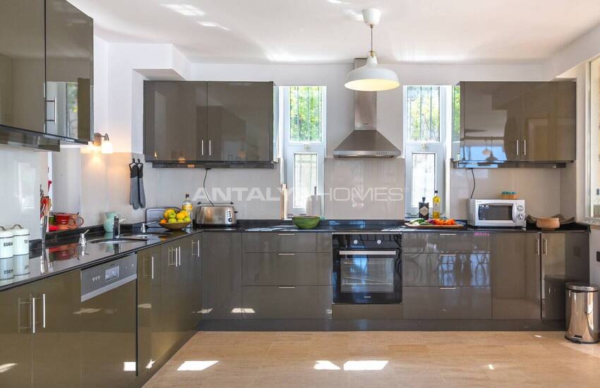 5-bedroom Detached House with Pool in Kas Kalkan 19