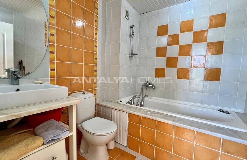 Alanya Mahmutlar'da Havuzlu Sitede Eşyalı Daireler 26