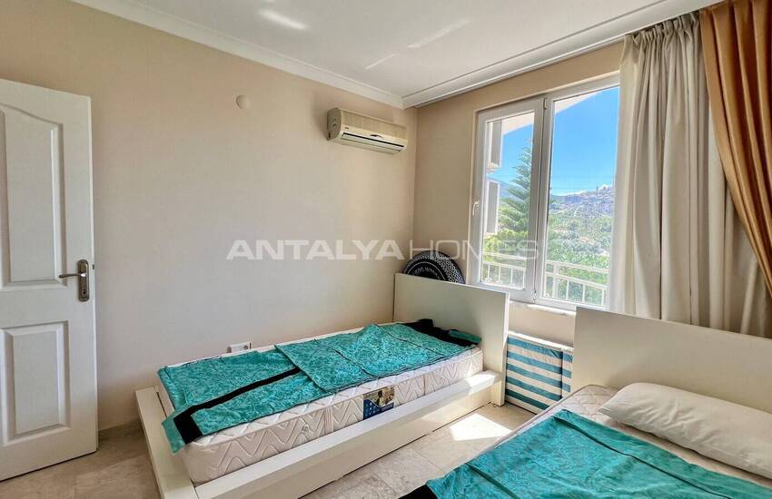 Alanya Mahmutlar'da Havuzlu Sitede Eşyalı Daireler 24
