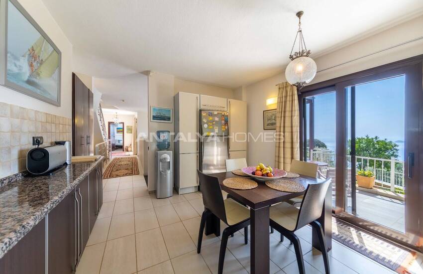 Villa Individuelle De 4 Chambres Avec Piscine À Kalkan Antalya 32