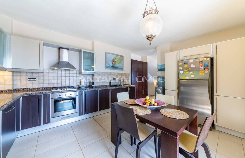 Villa Individuelle De 4 Chambres Avec Piscine À Kalkan Antalya 33