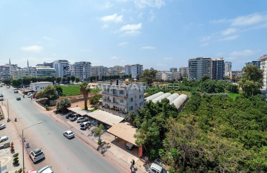 Alanya'da Havuzlu Sitede Eşyalı Deniz Manzaralı Daireler 24