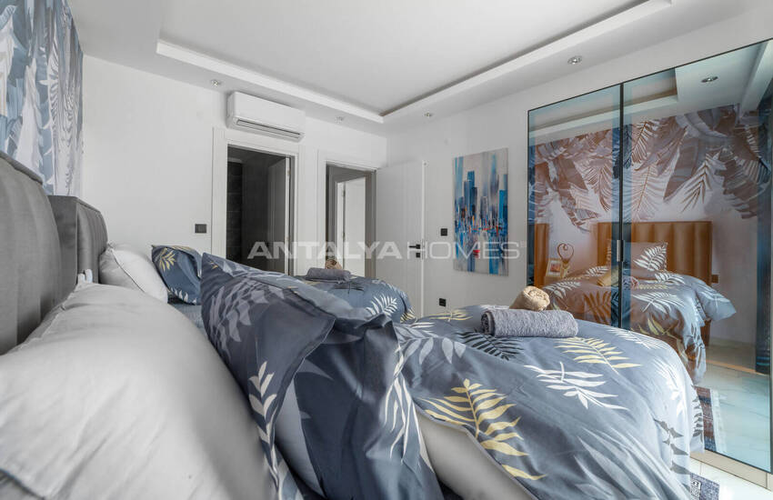 Alanya'da Havuzlu Sitede Eşyalı Deniz Manzaralı Daireler 21