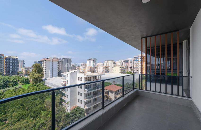 Alanya'da Havuzlu Sitede Eşyalı Deniz Manzaralı Daireler 23