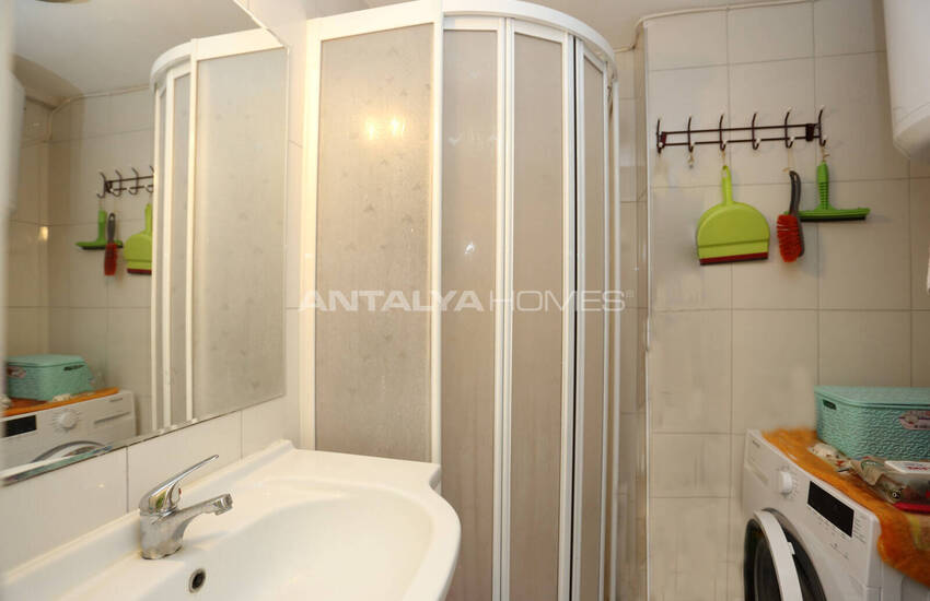 Antalya Konyaaltı Plajı'na 1 Km Uzaklıkta Eşyalı Daire 12