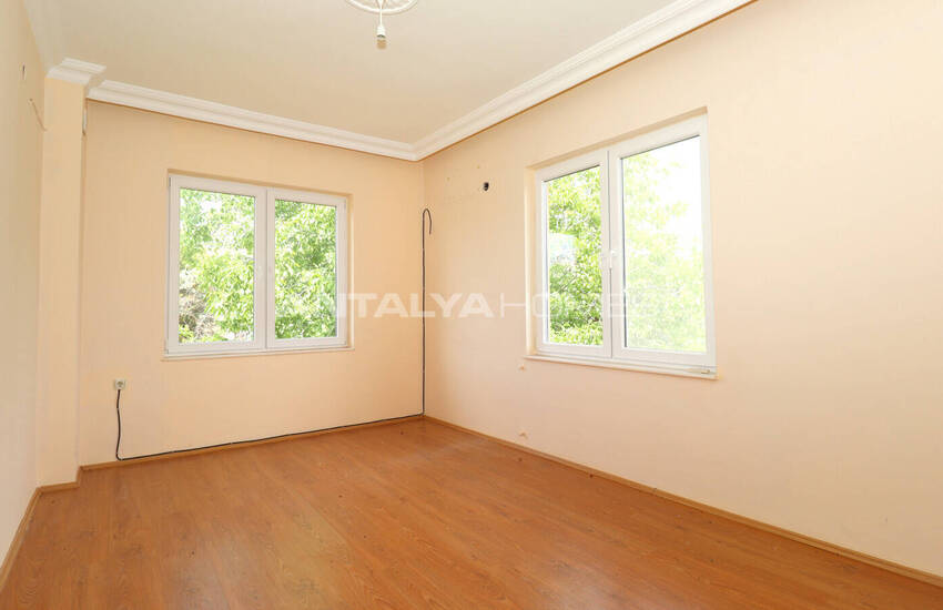 Целое Здание С Большим Участком В Дошемеалты, Анталия 25