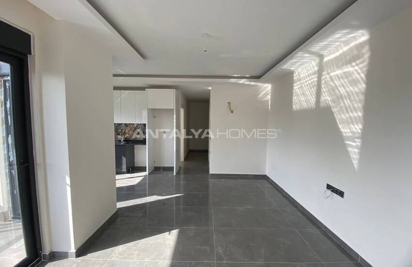 Alanya'da Sosyal Olanaklara Yakın Satılık Daireler 18