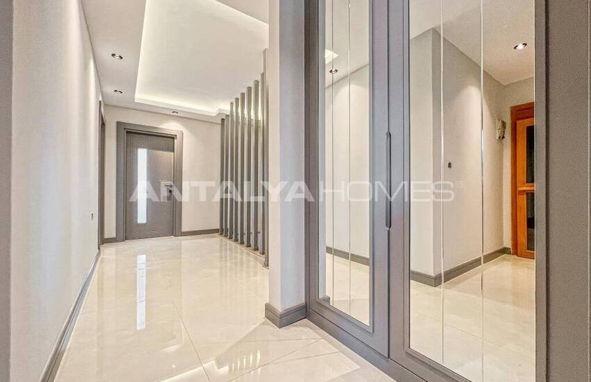 Stylish Property Near the Sea in Alanya Mahmutlar 21