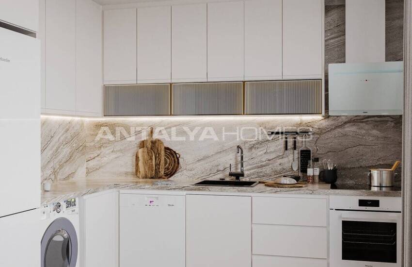 Mountain-view Flats in a Complex with Pool in Konyaalti Antalya 19