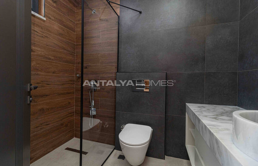 Antalya Döşemealtı'nda 4 Yatak Odalı Havuzlu Müstakil Villa 47