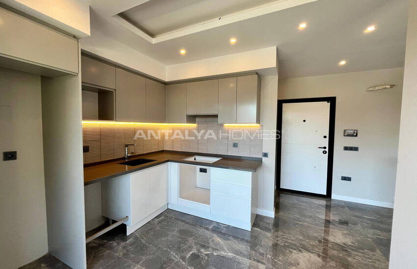 Alanya'da Zengin Olanaklara Sahip Sitede Daireler 8