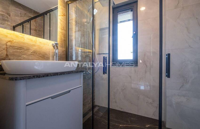 Sea and City-view House with Swimming Pool in Alanya 27