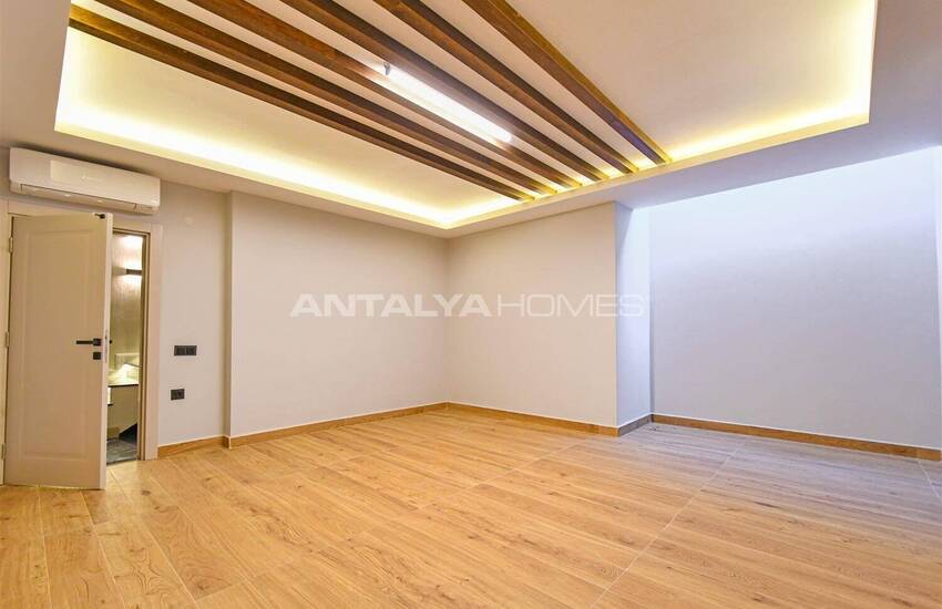Sea and City-view House with Swimming Pool in Alanya 17