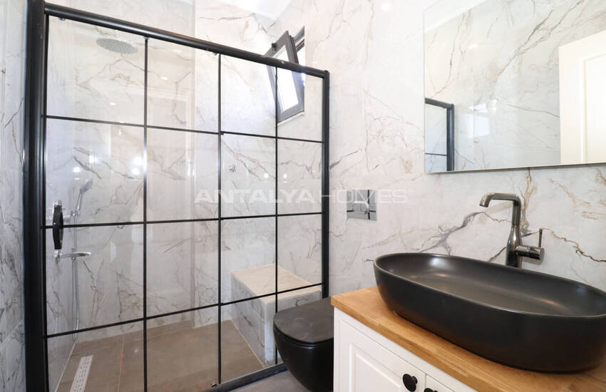 Triplex House with Pool Near Amenities in Antalya Dosemealti 19