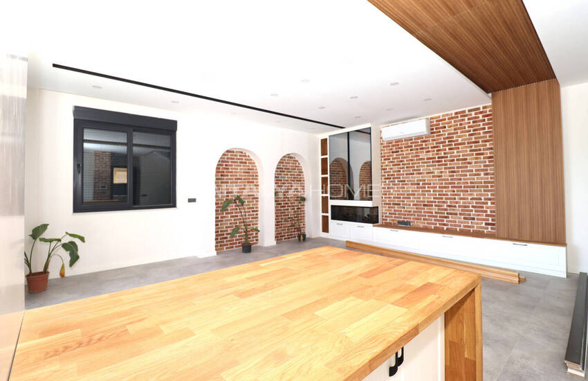 Triplex House with Pool Near Amenities in Antalya Dosemealti 9