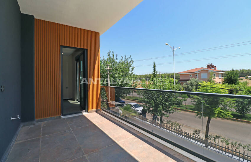 Triplex House with Pool Near Amenities in Antalya Dosemealti 29