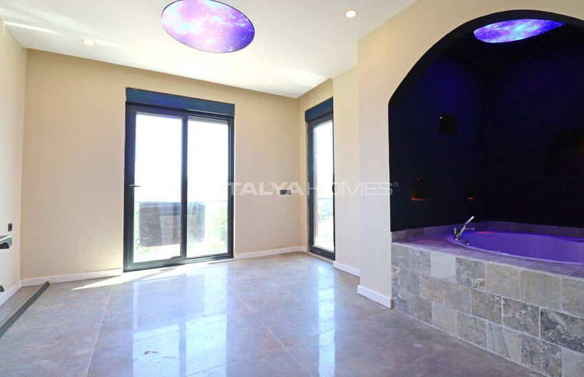 Triplex House with Pool Near Amenities in Antalya Dosemealti 16