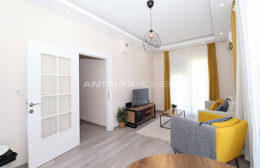 Stylish 2-bedroom Flat in a Complex with Pool in Antalya Kepez 15