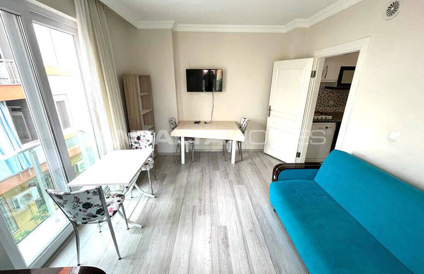 Antalya Kültür'de 24 Daireden Oluşan Komple Satılık Bina 4