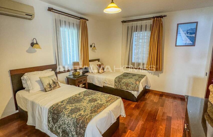 Freistehendes Haus Mit Meerblick Und Privatstrand In Kalkan Antalya 21