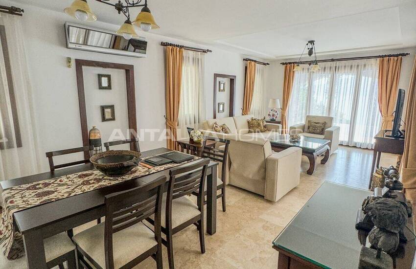 Freistehendes Haus Mit Meerblick Und Privatstrand In Kalkan Antalya 15