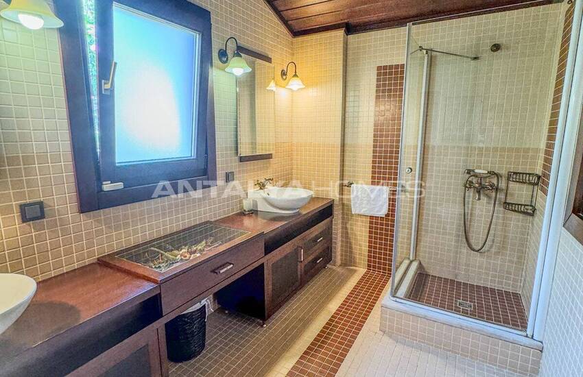 Freistehendes Haus Mit Meerblick Und Privatstrand In Kalkan Antalya 27