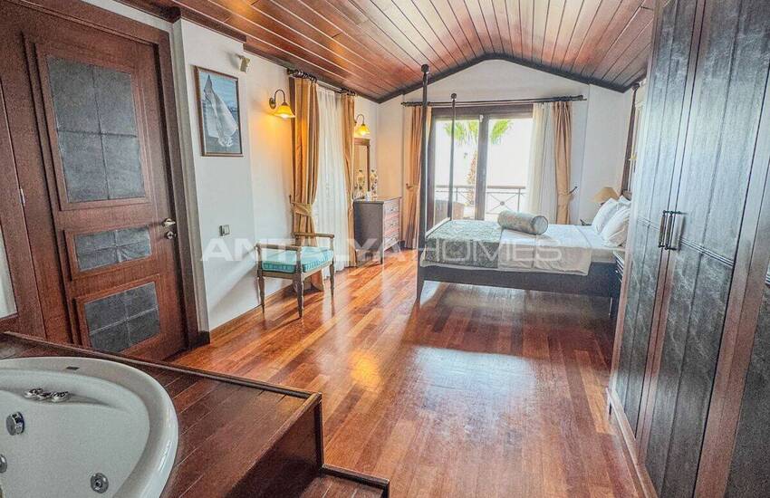 Freistehendes Haus Mit Meerblick Und Privatstrand In Kalkan Antalya 23