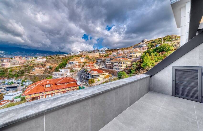 Alanya Kargıcak'ta Deniz Manzaralı Şık Tasarımlı Müstakil Villa 33