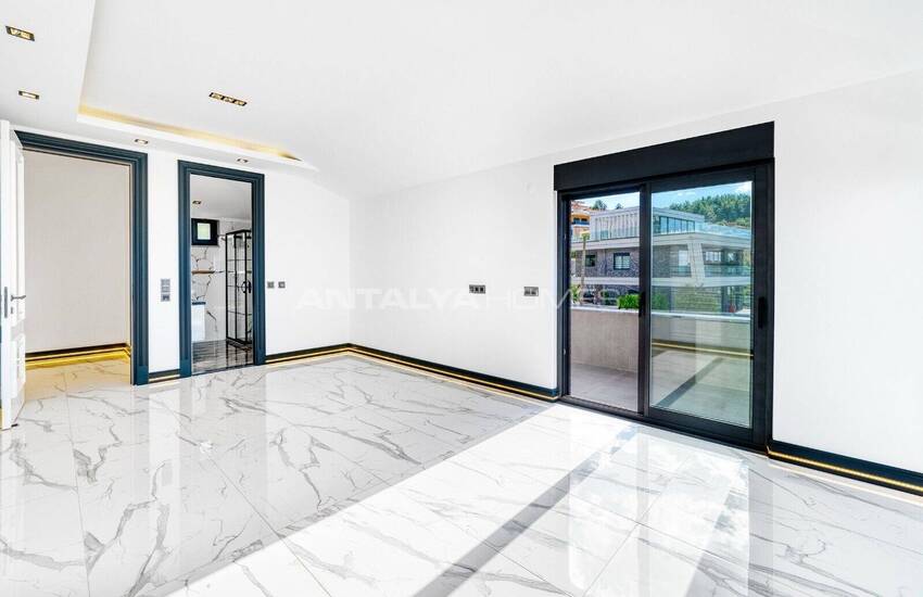 Alanya Kargıcak'ta Deniz Manzaralı Şık Tasarımlı Müstakil Villa 22