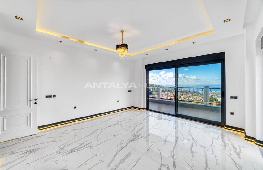 Alanya Kargıcak'ta Deniz Manzaralı Şık Tasarımlı Müstakil Villa 36