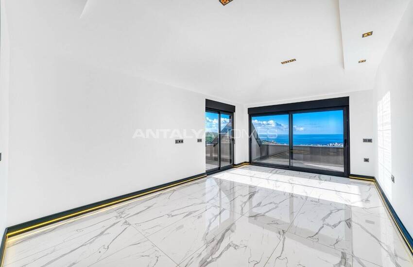 Alanya Kargıcak'ta Deniz Manzaralı Şık Tasarımlı Müstakil Villa 28