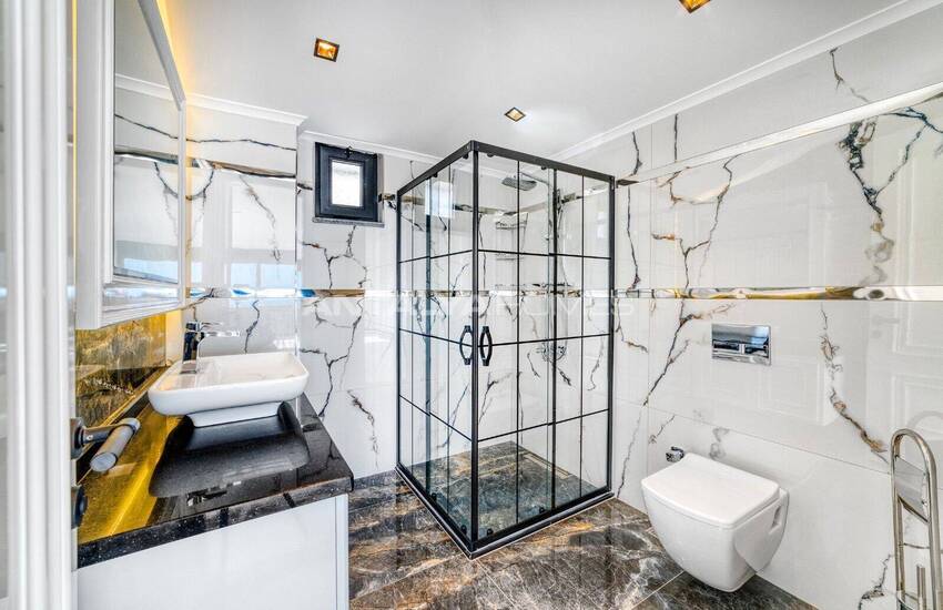 Alanya Kargıcak'ta Deniz Manzaralı Şık Tasarımlı Müstakil Villa 42