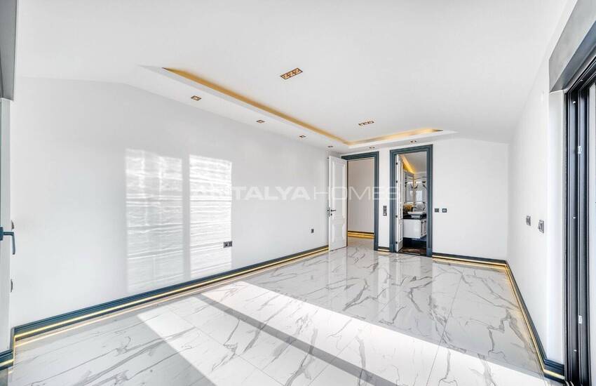 Alanya Kargıcak'ta Deniz Manzaralı Şık Tasarımlı Müstakil Villa 20