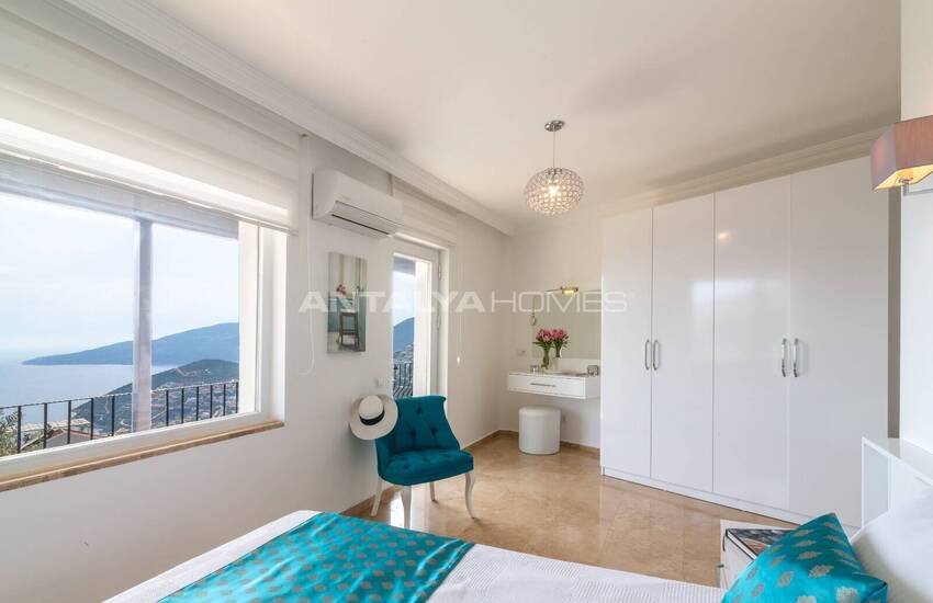 4-bedroom Sea-view House with Pool in Antalya Kalkan 39