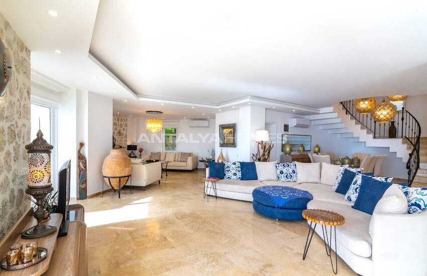 4-bedroom Sea-view House with Pool in Antalya Kalkan 25
