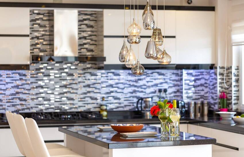 4-bedroom Sea-view House with Pool in Antalya Kalkan 30